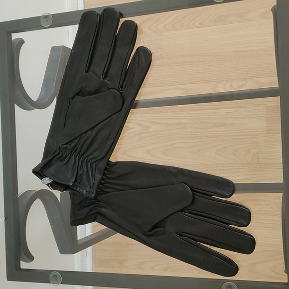 Other - Leather gloves for men